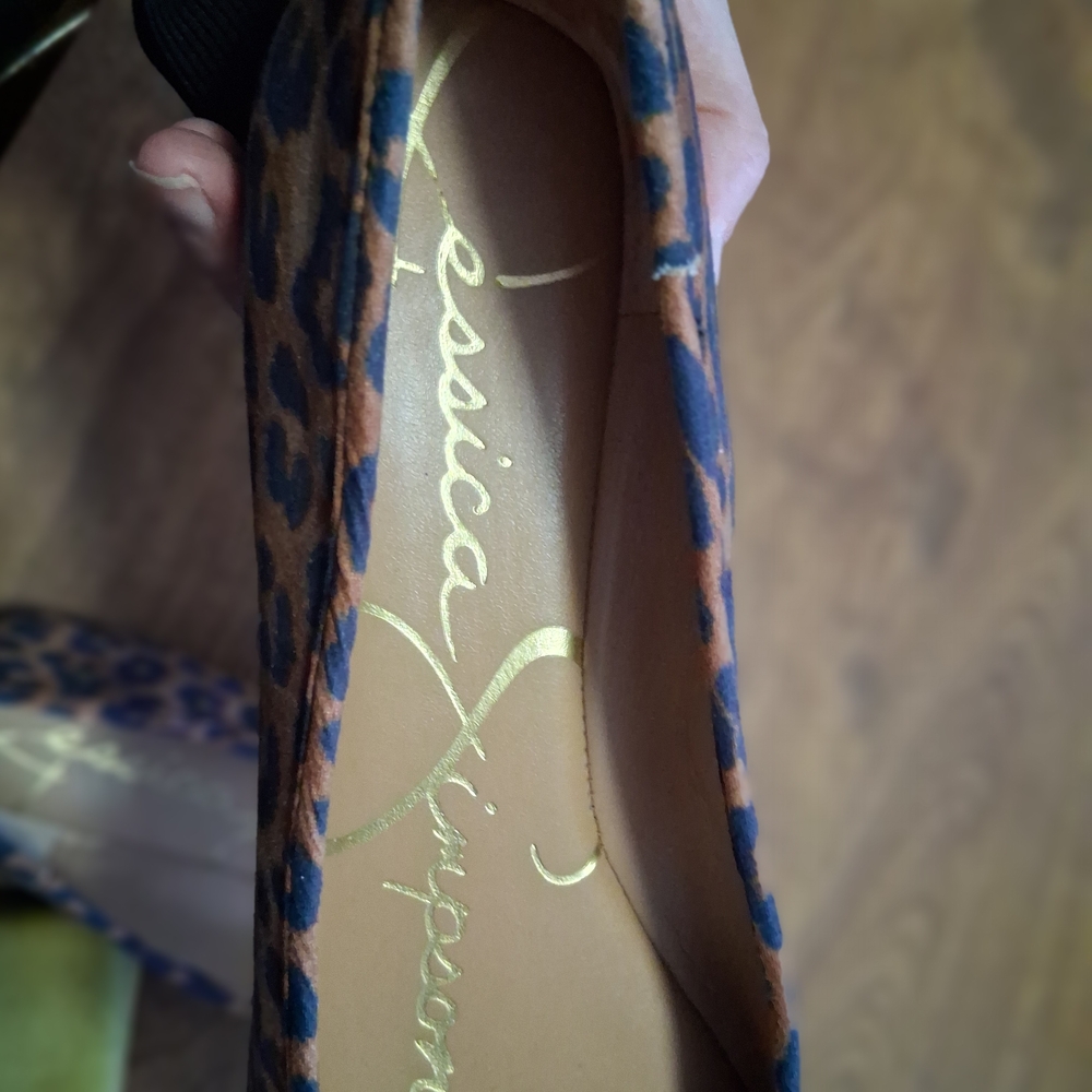 Jessica Simpson Leopard Print Flats - Picture 6 of 7